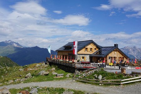 Ascher Hütte von See im Paznauntal