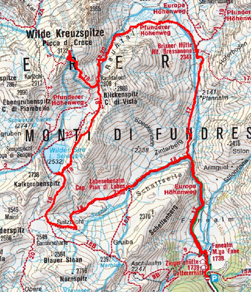 Wilde Kreuzspitze (3132 m) von der Fanealm Wilde Kreuzspitze (3132 m) von der Fanealm
