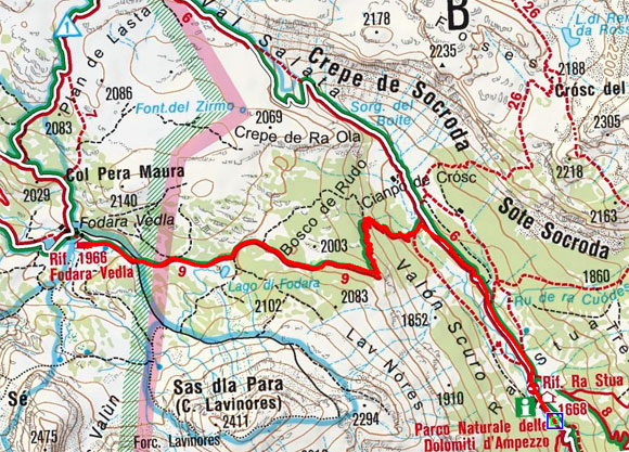 Fodara Vedla Hütte (1980 m) vom Rifugio Ra Stua Fodara Vedla Hütte (1980 m) vom Rifugio Ra Stua