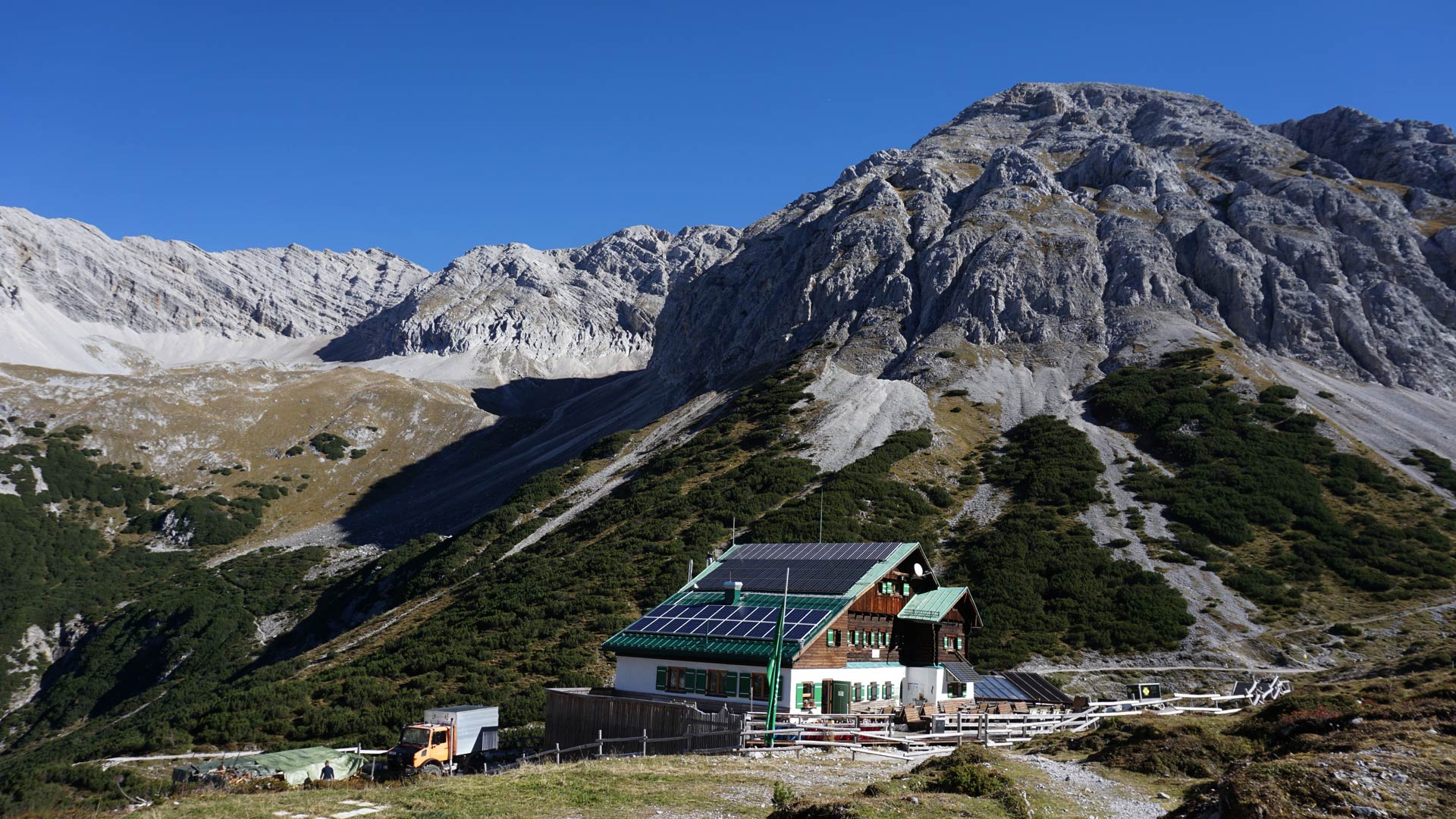 Tag 1: Hafelekarhaus – Mandlscharte - Pfeishütte Tag 1: Hafelekarhaus – Mandlscharte - Pfeishütte